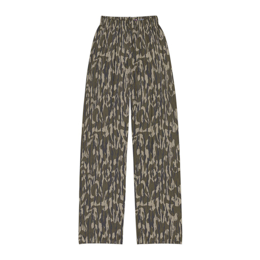Bottomland Camo Youth Lounge Pants, Perfect for Pajama Parties, Sleepovers, Everyday Wear, Outdoor Fun, Relaxation